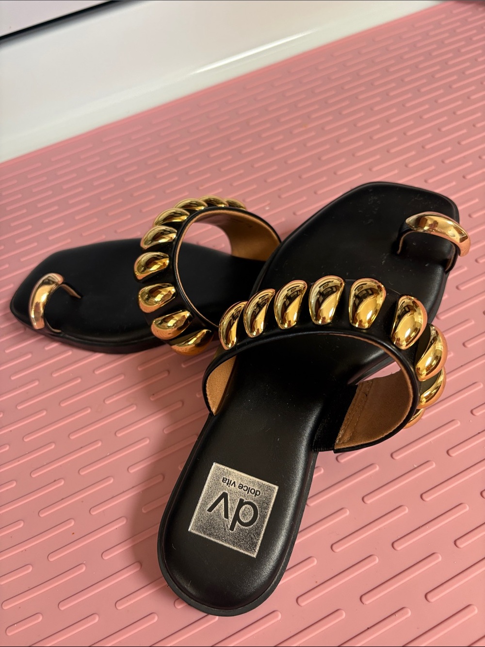 DOLCE VITA dv BLACK & GOLD ACCENT SANDALS